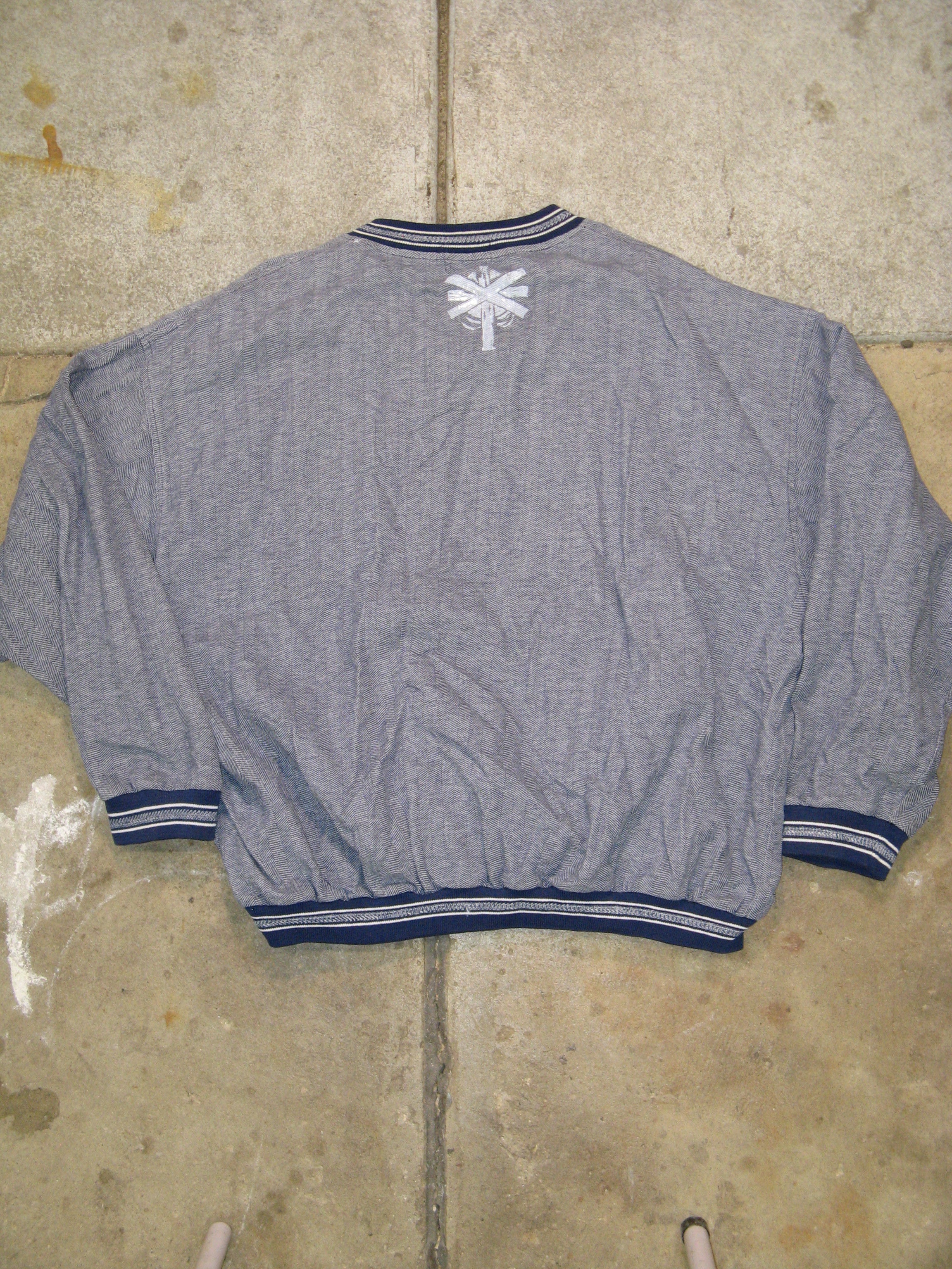 Vialice Eyes Sweater