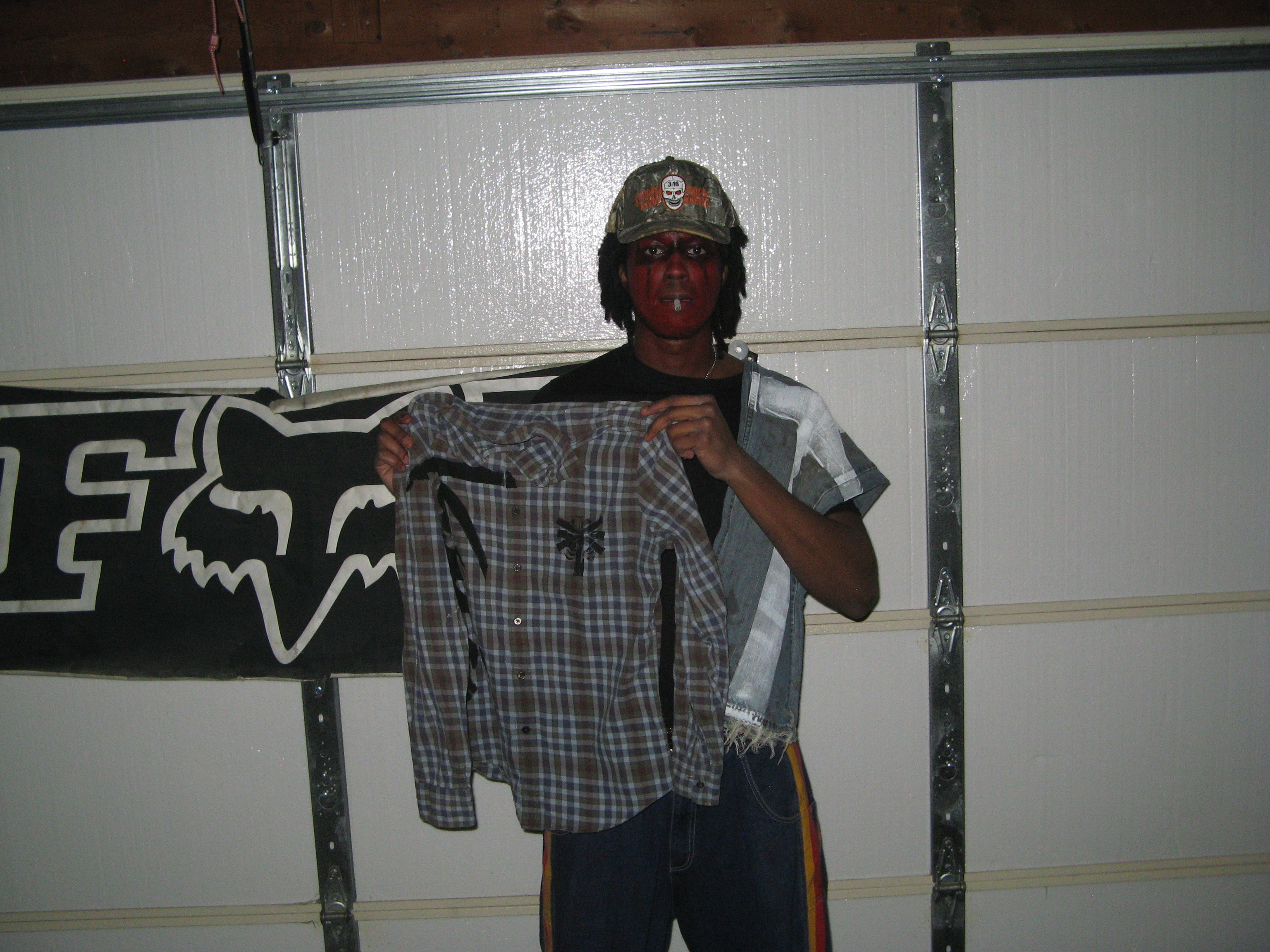 Vialice Thrashed Cross Jeans