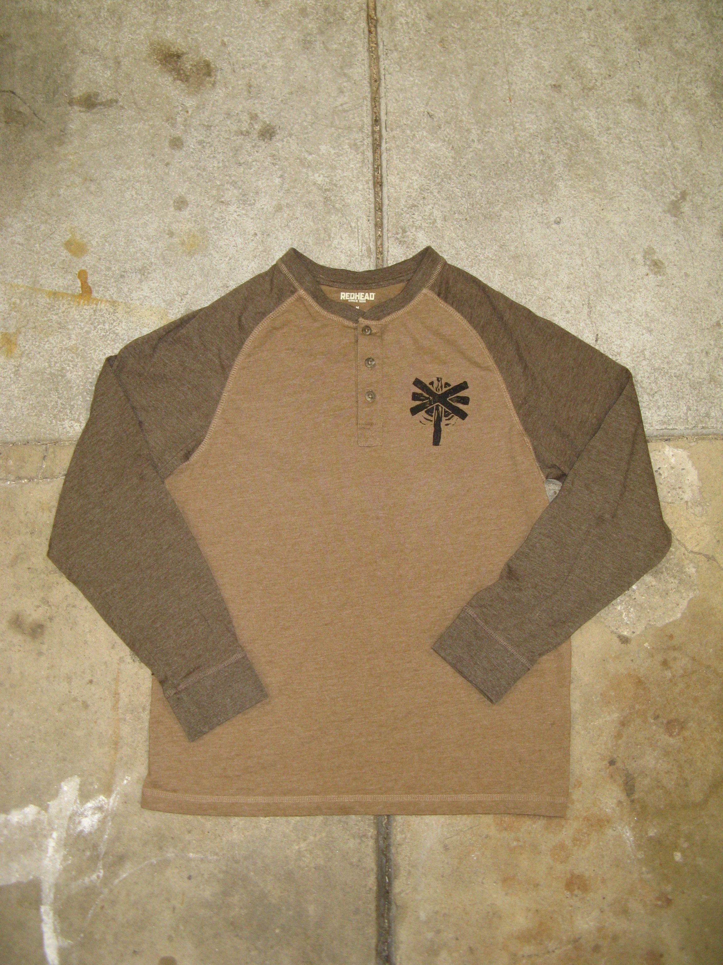 Vialice Brown Raglan Longsleeve